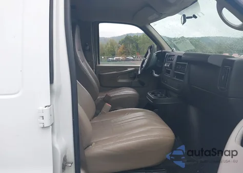 2010 Chevrolet Express 2500 Work Van from USA, damaged, VIN 1GCZGFDA5A1159519